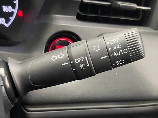 ヴェゼル e:HEV X 純正ナビ バックカメラ 衝突軽減装置 レーダークルーズ 禁煙車 コーナーセンサー レーンキープ スマートキー LEDヘッド ETC オートマチックハイビーム オートブレーキホールド 純正16インチAW(44枚目)