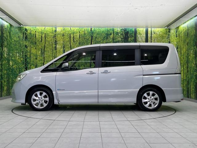 セレナ ハイウェイスター S-ハイブリッド Vセレクション 両側電動スライドドア 後席モニター 純正8インチSDナビ バックカメラ 禁煙車 ETC Bluetooth再生 ドライブレコーダー CD/DVD再生 HIDヘッドライト(28枚目)