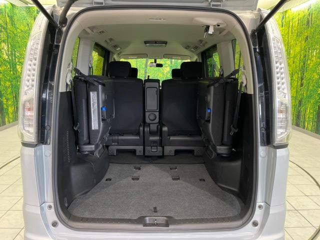 セレナ ハイウェイスター S-ハイブリッド Vセレクション 両側電動スライドドア 後席モニター 純正8インチSDナビ バックカメラ 禁煙車 ETC Bluetooth再生 ドライブレコーダー CD/DVD再生 HIDヘッドライト(33枚目)