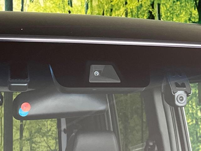 N-BOXカスタム L・ターボコーディネートスタイル 両側電動ドア 純正8型ナビ 衝突被害軽減 禁煙車 レーダークルーズ バックカメラ ドラレコ コーナーセンサー スマートキー LEDヘッド ETC 純正15インチアルミ オートハイビーム 車線逸脱警報(4枚目)