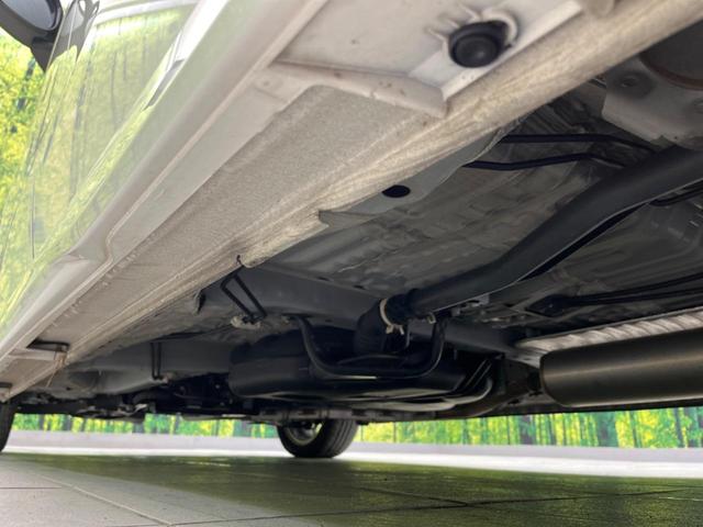 N-BOXカスタム L・ターボコーディネートスタイル 両側電動ドア 純正8型ナビ 衝突被害軽減 禁煙車 レーダークルーズ バックカメラ ドラレコ コーナーセンサー スマートキー LEDヘッド ETC 純正15インチアルミ オートハイビーム 車線逸脱警報(31枚目)