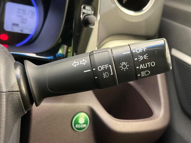 N-WGNカスタム G・ターボパッケージ 純正ナビ 禁煙車 バックカメラ 衝突被害軽減 ハーフレザーシート ETC ドラレコ スマートキー HIDヘッド クルコン 純正14インチアルミ オートライト オートエアコン(49枚目)