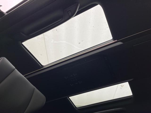 アルファードハイブリッド Ｚ　ガラスルーフ　両側電動スライドドア　後席モニター　全周囲カメラ　ＡＣ１００Ｖ電源　衝突軽減装置　レーダークルーズ　禁煙車　パワーバックドア　シートヒーター　パワーシート　シートエアコン　パワーシート（3枚目）
