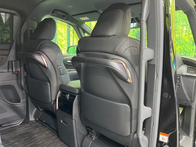 アルファードハイブリッド Ｚ　ガラスルーフ　両側電動スライドドア　後席モニター　全周囲カメラ　ＡＣ１００Ｖ電源　衝突軽減装置　レーダークルーズ　禁煙車　パワーバックドア　シートヒーター　パワーシート　シートエアコン　パワーシート（49枚目）