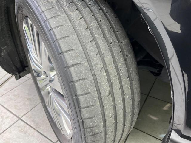 ハリアー Ｚ　レザーパッケージ　純正ナビ　全周囲カメラ　ＪＢＬサウンドシステム　衝突軽減装置　レーダークルーズ　禁煙車　パワーバックドア　本革シート　シートヒーター　シートエアコン　パワーシート　コーナーセンサー　レーンキープ（25枚目）