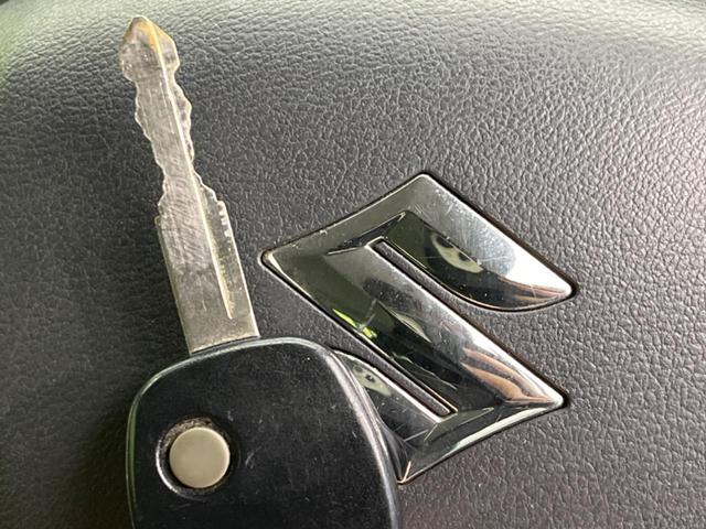 ジムニー ランドベンチャー 4WD SDナビ バックカメラ 禁煙車 ハーフレザーシート シートヒーター ETC 純正16インチAW Bluetooth再生 CD/DVD再生 フルセグ 革巻きステアリング フォグライト(36枚目)