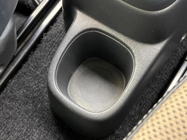 ジムニー ランドベンチャー 4WD SDナビ バックカメラ 禁煙車 ハーフレザーシート シートヒーター ETC 純正16インチAW Bluetooth再生 CD/DVD再生 フルセグ 革巻きステアリング フォグライト(48枚目)