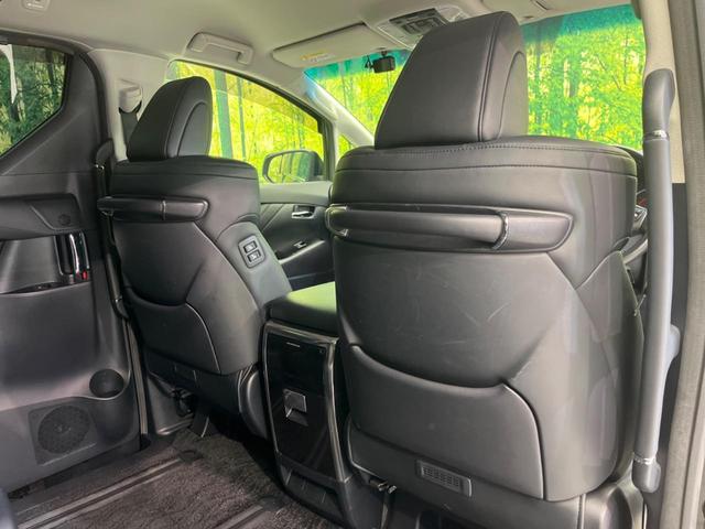 アルファード 2.5S Cパッケージ フリップダウンモニター 両側電動スライド 純正10型ナビ 衝突軽減装置 禁煙車 レーダークルーズ ETC フルセグ ドライブレコーダー シートベンチレーション ハンドルヒーター LEDヘッドライト(43枚目)