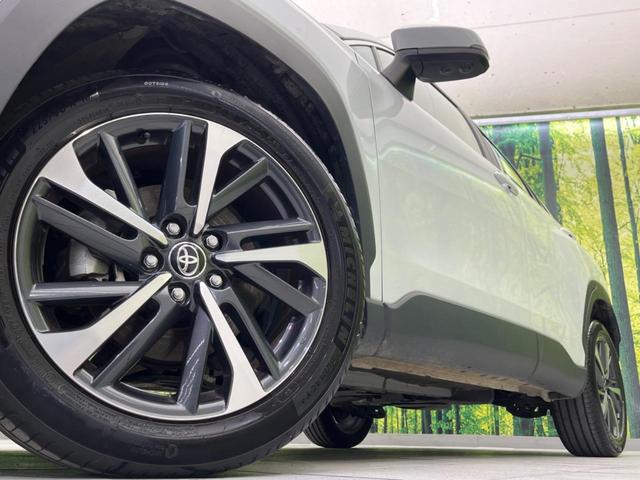 �y�����P�W�C���`�A���~�z�C�[���z�O�ςɃ}�b�`���������A���~�z�C�[���𑕒����Ă���܂��B�e��ЊO�A���~�z�C�[����A�X�^�b�h���X�^�C�����戵�����Ă���܂��B���񂲑��k����������