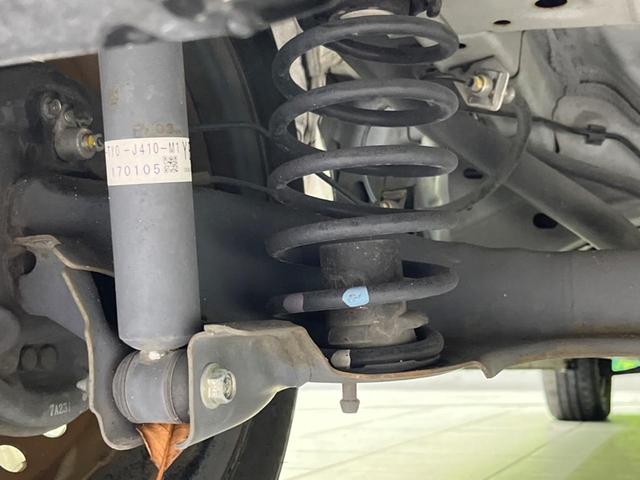 N-BOX G・Lパッケージ 電動スライドドア SDナビ バックカメラ 禁煙車 ETC スマートキー オートエアコン CD 地デジ ロールサンシェード プライバシーガラス シートリフター ステアリングスイッチ(20枚目)