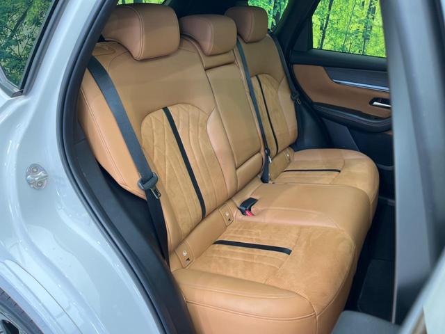 ＣＸ－６０ ＸＤ－ハイブリッド　プレミアムスポーツ　サンルーフ　衝突軽減装置　禁煙車　純正１２．３インチナビ　全周囲カメラ　ＢＯＳＥサウンド　本革茶シート　レーダークルーズ　ＥＴＣ　Ｂｌｕｅｔｏｏｔｈ　フルセグ　シートヒーター　シートエアコン（9枚目）