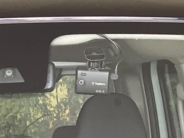 ｅＫクロススペース Ｔ　プレミアム　両側電動ドア　後席モニター　全周囲カメラ　衝突被害軽減システム　レーダークルーズ　禁煙車　ドラレコ　コーナーセンサー　スマートキー　ＬＥＤヘッド　純正１５インチアルミ　オートハイビーム　車線逸脱警報（63枚目）