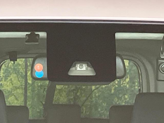 タンク カスタムＧ－Ｔ　ターボ　両側電動スライドドア　純正ナビ　バックカメラ　衝突軽減装置　禁煙車　ドラレコ　レーンキープ　スマートキー　ＬＥＤヘッド　ＥＴＣ　クルーズコントロール　オートライト　オートエアコン（6枚目）