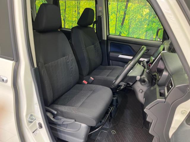 タンク カスタムＧ－Ｔ　ターボ　両側電動スライドドア　純正ナビ　バックカメラ　衝突軽減装置　禁煙車　ドラレコ　レーンキープ　スマートキー　ＬＥＤヘッド　ＥＴＣ　クルーズコントロール　オートライト　オートエアコン（8枚目）