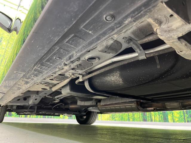 セレナ ハイウェイスターＶ　両側電動スライドドア　ＳＤナビ　後席モニター　全周囲カメラ　衝突軽減装置　禁煙車　ドラレコ　コーナーセンサー　レーンキープ　スマートキー　ＬＥＤヘッド　ＥＴＣ　クルーズコントロール　オートライト（30枚目）