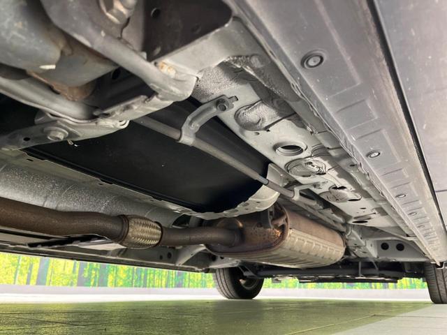 セレナ ハイウェイスターＶ　両側電動スライドドア　ＳＤナビ　後席モニター　全周囲カメラ　衝突軽減装置　禁煙車　ドラレコ　コーナーセンサー　レーンキープ　スマートキー　ＬＥＤヘッド　ＥＴＣ　クルーズコントロール　オートライト（31枚目）