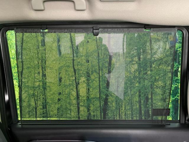 セレナ ハイウェイスターＶ　両側電動スライドドア　ＳＤナビ　後席モニター　全周囲カメラ　衝突軽減装置　禁煙車　ドラレコ　コーナーセンサー　レーンキープ　スマートキー　ＬＥＤヘッド　ＥＴＣ　クルーズコントロール　オートライト（42枚目）