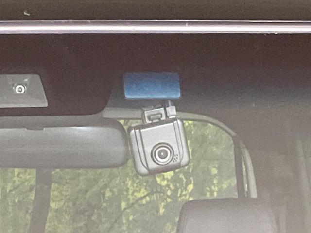 Ｎ－ＢＯＸカスタム Ｌ　両側電動ドア　バックカメラ　衝突被害軽減システム　禁煙車　ドラレコ　コーナーセンサー　スマートキー　ＬＥＤヘッド　純正１４インチアルミ　オートハイビーム　車線逸脱警報　オートライト　オートエアコン（7枚目）