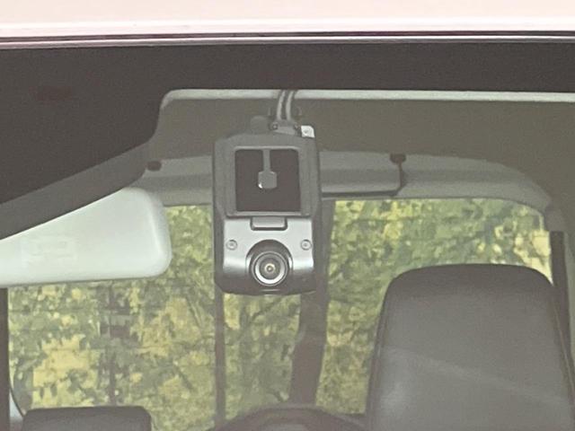 スペーシアカスタム ハイブリッドＸＳ　両側電動スライド　衝突軽減装置　メーカー９インチナビ　全周囲カメラ　禁煙車　ドライブレコーダー　Ｂｌｕｅｔｏｏｔｈ　フルセグ　シーケンシャルターンランプ　シートヒーター　ハンドルヒーター（7枚目）