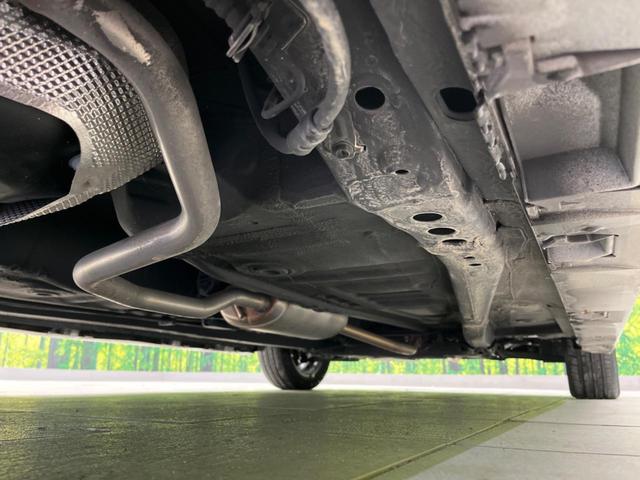 スペーシアカスタム ハイブリッドＸＳ　両側電動スライド　衝突軽減装置　メーカー９インチナビ　全周囲カメラ　禁煙車　ドライブレコーダー　Ｂｌｕｅｔｏｏｔｈ　フルセグ　シーケンシャルターンランプ　シートヒーター　ハンドルヒーター（30枚目）