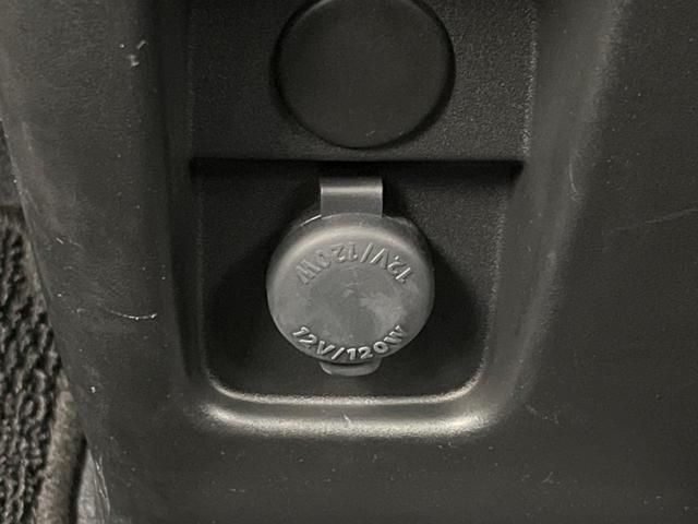 スペーシアカスタム ハイブリッドＸＳ　両側電動スライド　衝突軽減装置　メーカー９インチナビ　全周囲カメラ　禁煙車　ドライブレコーダー　Ｂｌｕｅｔｏｏｔｈ　フルセグ　シーケンシャルターンランプ　シートヒーター　ハンドルヒーター（56枚目）