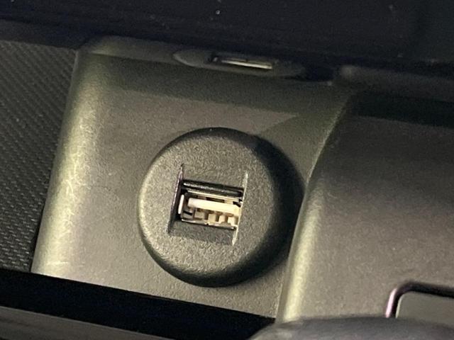 スペーシアカスタム ハイブリッドＸＳ　両側電動スライド　衝突軽減装置　メーカー９インチナビ　全周囲カメラ　禁煙車　ドライブレコーダー　Ｂｌｕｅｔｏｏｔｈ　フルセグ　シーケンシャルターンランプ　シートヒーター　ハンドルヒーター（59枚目）