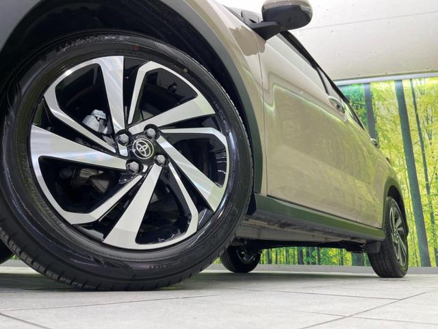 ライズ Ｚ　９インチディスプレイオーディオ　衝突軽減装置　全周囲カメラ　禁煙車　レーダークルーズ　シートヒーター　スマートキー　ＬＥＤヘッド　コーナーセンサー　車線逸脱警報　オートマチックハイビーム（13枚目）