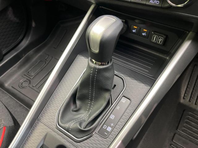 ライズ Ｚ　９インチディスプレイオーディオ　衝突軽減装置　全周囲カメラ　禁煙車　レーダークルーズ　シートヒーター　スマートキー　ＬＥＤヘッド　コーナーセンサー　車線逸脱警報　オートマチックハイビーム（54枚目）