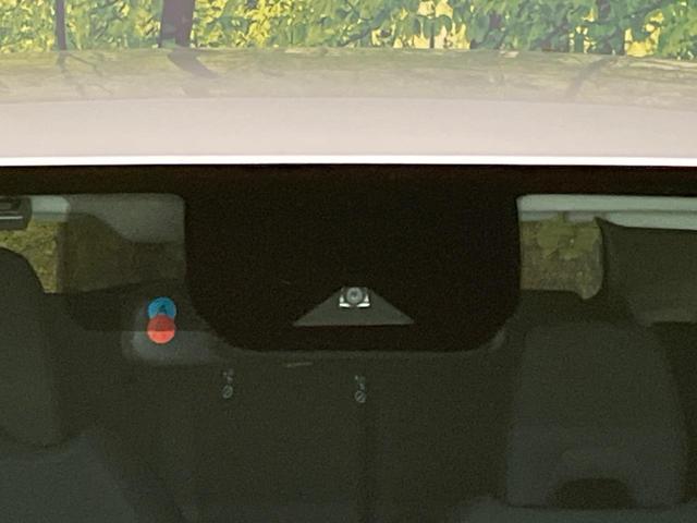 ノート Ｘ　衝突軽減装置　ＳＤナビ　バックカメラ　ＥＴＣ　Ｂｌｕｅｔｏｏｔｈ再生　禁煙車　クリアランスソナー　スマートキー　ＬＥＤヘッドライト　オートライト　オートマチックハイビーム（5枚目）