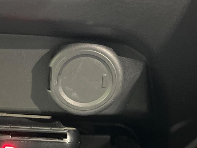 ノート Ｘ　衝突軽減装置　ＳＤナビ　バックカメラ　ＥＴＣ　Ｂｌｕｅｔｏｏｔｈ再生　禁煙車　クリアランスソナー　スマートキー　ＬＥＤヘッドライト　オートライト　オートマチックハイビーム（52枚目）