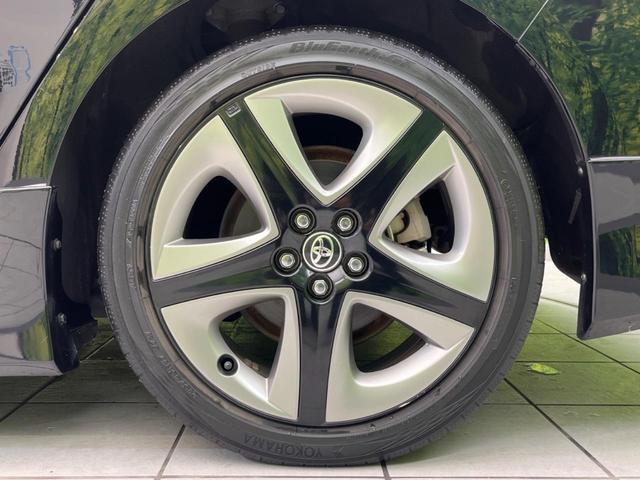 プリウス Ｓツーリングセレクション　純正ナビ　バックカメラ　衝突軽減装置　レーダークルーズコントロール　禁煙車　シートヒーター　ドラレコ　レーンキープ　スマートキー　ＬＥＤヘッド　ＥＴＣ　オートライト　オートエアコン　純正１７インチＡＷ（24枚目）