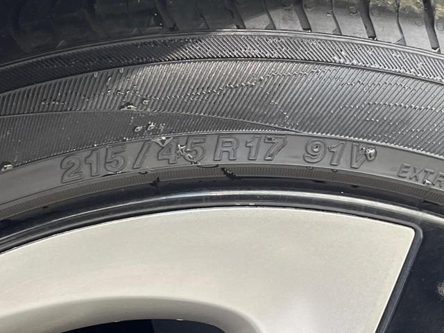 プリウス Ｓツーリングセレクション　純正ナビ　バックカメラ　衝突軽減装置　レーダークルーズコントロール　禁煙車　シートヒーター　ドラレコ　レーンキープ　スマートキー　ＬＥＤヘッド　ＥＴＣ　オートライト　オートエアコン　純正１７インチＡＷ（25枚目）