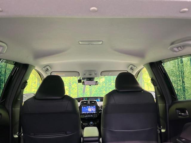 プリウス Ｓツーリングセレクション　純正ナビ　バックカメラ　衝突軽減装置　レーダークルーズコントロール　禁煙車　シートヒーター　ドラレコ　レーンキープ　スマートキー　ＬＥＤヘッド　ＥＴＣ　オートライト　オートエアコン　純正１７インチＡＷ（35枚目）