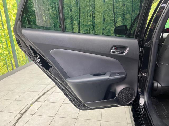 プリウス Ｓツーリングセレクション　純正ナビ　バックカメラ　衝突軽減装置　レーダークルーズコントロール　禁煙車　シートヒーター　ドラレコ　レーンキープ　スマートキー　ＬＥＤヘッド　ＥＴＣ　オートライト　オートエアコン　純正１７インチＡＷ（39枚目）