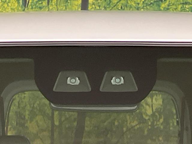 タント カスタムＲＳセレクション　ターボ　両側電動スライドドア　純正ＳＤナビ　バックカメラ　衝突警報装置　レーダークルーズコントロール　禁煙車　ハーフレザーシート　シートヒーター　コーナーセンサー　レーンキープ　スマ（6枚目）