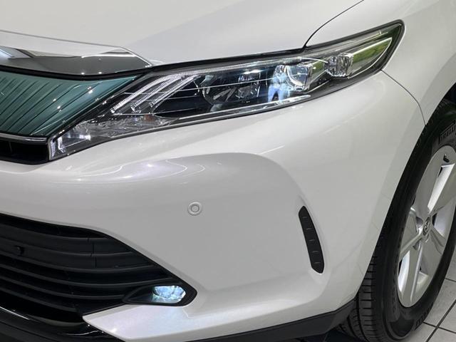 ハリアー エレガンス　衝突軽減装置　純正ＳＤナビ　バックカメラ　禁煙車　レーダークルーズ　ＥＴＣ　Ｂｌｕｅｔｏｏｔｈ再生　フルセグ　ドライブレコーダー　クルアランスソナー　ハーフレザーシート　ＬＥＤヘッドライト（12枚目）