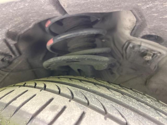 ハリアー エレガンス　衝突軽減装置　純正ＳＤナビ　バックカメラ　禁煙車　レーダークルーズ　ＥＴＣ　Ｂｌｕｅｔｏｏｔｈ再生　フルセグ　ドライブレコーダー　クルアランスソナー　ハーフレザーシート　ＬＥＤヘッドライト（24枚目）