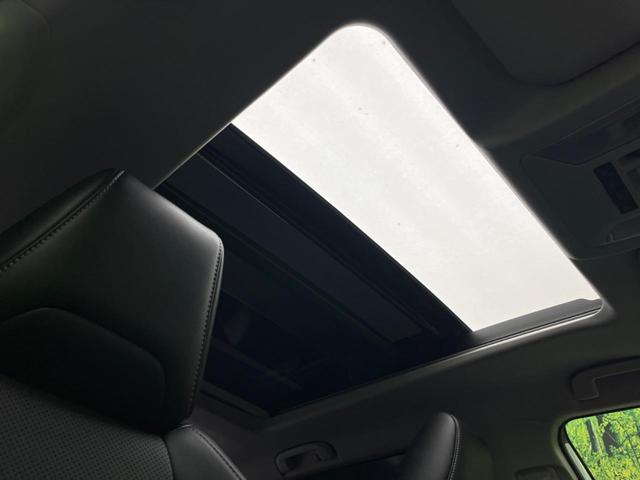 ＲＡＶ４ Ｇ　Ｚパッケージ　４ＷＤ　サンルーフ　全周囲カメラ　衝突軽減装置　レーダークルーズコントロール　禁煙車　パワーバックドア　シートヒーター　シートエアコン　パワーシート　ドラレコ　コーナーセンサー　レーンキープ（3枚目）
