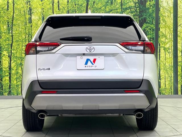ＲＡＶ４ Ｇ　Ｚパッケージ　４ＷＤ　サンルーフ　全周囲カメラ　衝突軽減装置　レーダークルーズコントロール　禁煙車　パワーバックドア　シートヒーター　シートエアコン　パワーシート　ドラレコ　コーナーセンサー　レーンキープ（15枚目）
