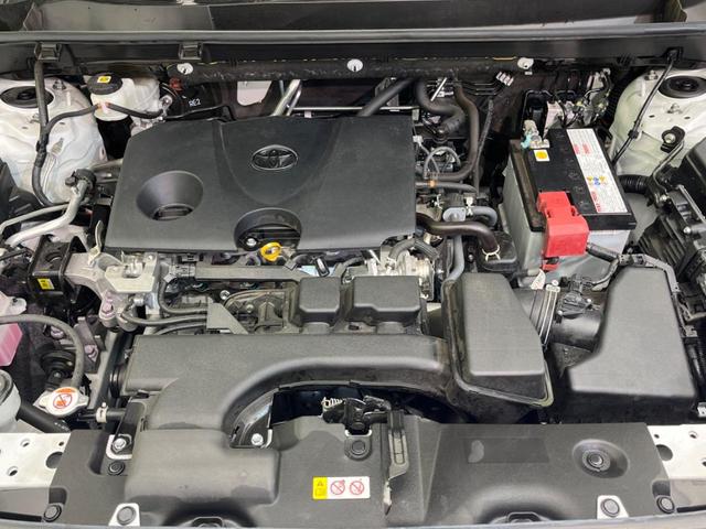 ＲＡＶ４ Ｇ　Ｚパッケージ　４ＷＤ　サンルーフ　全周囲カメラ　衝突軽減装置　レーダークルーズコントロール　禁煙車　パワーバックドア　シートヒーター　シートエアコン　パワーシート　ドラレコ　コーナーセンサー　レーンキープ（18枚目）