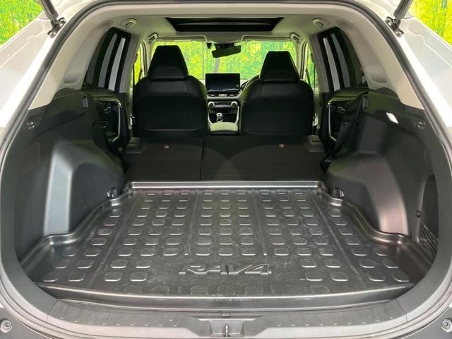 ＲＡＶ４ Ｇ　Ｚパッケージ　４ＷＤ　サンルーフ　全周囲カメラ　衝突軽減装置　レーダークルーズコントロール　禁煙車　パワーバックドア　シートヒーター　シートエアコン　パワーシート　ドラレコ　コーナーセンサー　レーンキープ（30枚目）