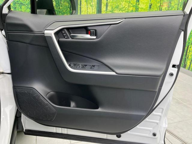 ＲＡＶ４ Ｇ　Ｚパッケージ　４ＷＤ　サンルーフ　全周囲カメラ　衝突軽減装置　レーダークルーズコントロール　禁煙車　パワーバックドア　シートヒーター　シートエアコン　パワーシート　ドラレコ　コーナーセンサー　レーンキープ（34枚目）