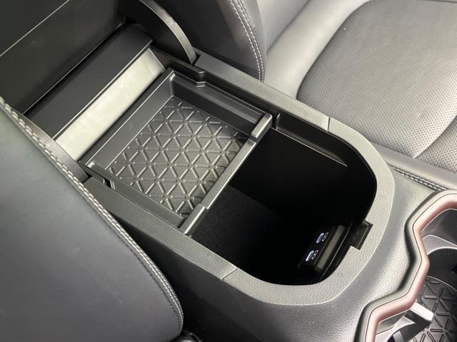 ＲＡＶ４ Ｇ　Ｚパッケージ　４ＷＤ　サンルーフ　全周囲カメラ　衝突軽減装置　レーダークルーズコントロール　禁煙車　パワーバックドア　シートヒーター　シートエアコン　パワーシート　ドラレコ　コーナーセンサー　レーンキープ（71枚目）