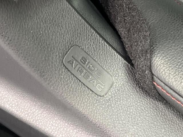 シビック ｅ：ＨＥＶ　純正９型ナビ　バックカメラ　ＢＯＳＥサウンドシステム　衝突軽減装置　レーダークルーズ　禁煙車　ハーフレザーシート　シートヒーター　パワーシート　ドラレコ　コーナーセンサー　レーンキープ　スマートキー（42枚目）