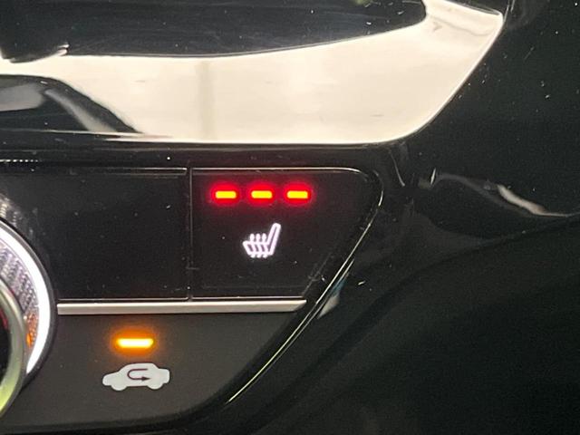 シビック ｅ：ＨＥＶ　純正９型ナビ　バックカメラ　ＢＯＳＥサウンドシステム　衝突軽減装置　レーダークルーズ　禁煙車　ハーフレザーシート　シートヒーター　パワーシート　ドラレコ　コーナーセンサー　レーンキープ　スマートキー（63枚目）