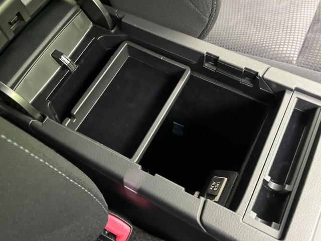 ＲＸ ＲＸ２７０　禁煙車　純正ナビ　ＥＴＣ　ドライブレコーダー　ｂｌｕｅｔｏｏｔｈ　バックカメラ　フルセグ　ＬＥＤヘッドライト　スマートキー　純正１９型アルミホイール　電動リアゲート　パワーシート　クリアランスソナー（61枚目）