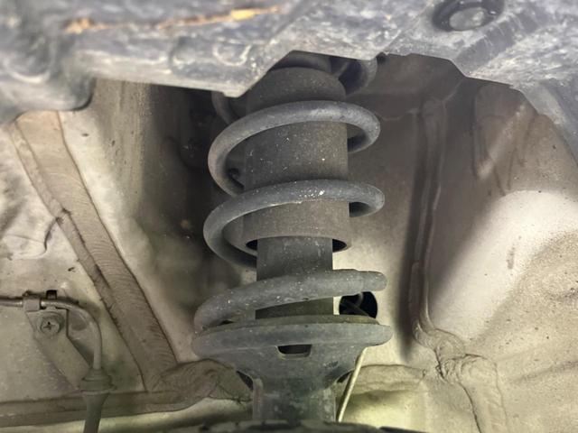 ワゴンＲ ＦＸ　ＳＤナビ　ＣＤ／ＤＶＤ再生　シートヒーター　オートエアコン　キーレス　電動格納ミラー　ドアバイザー（20枚目）