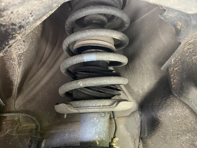 デイズルークス ハイウェイスター　Ｘ　Ｖセレクション＋セーフティＩＩ　電動スライドドア　純正ナビ　全周囲カメラ　衝突軽減装置　禁煙車　ドラレコ　スマートキー　ＨＩＤヘッド　ＥＴＣ　オートエアコン　純正１４インチＡＷ　Ｂｌｕｅｔｏｏｔｈ再生　ＣＤ／ＤＶＤ再生　フ（20枚目）