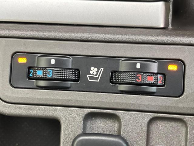 ランドクルーザープラド ＴＸ　Ｌパッケージ　４ＷＤ　純正９型ナビ　全周囲カメラ　衝突軽減装置　レーダークルーズ　禁煙車　本革シート　シートヒーター　パワーシート　ドラレコ　コーナーセンサー　レーンキープ　スマートキー　ＬＥＤヘッド（7枚目）