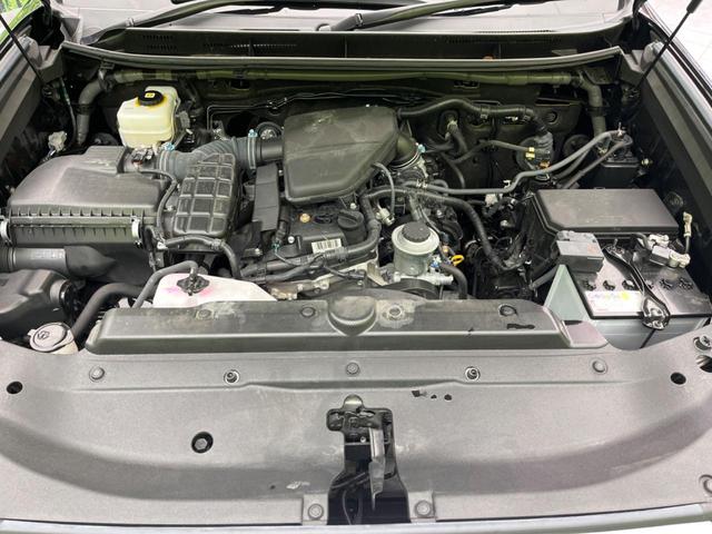 ランドクルーザープラド ＴＸ　Ｌパッケージ　４ＷＤ　純正９型ナビ　全周囲カメラ　衝突軽減装置　レーダークルーズ　禁煙車　本革シート　シートヒーター　パワーシート　ドラレコ　コーナーセンサー　レーンキープ　スマートキー　ＬＥＤヘッド（18枚目）